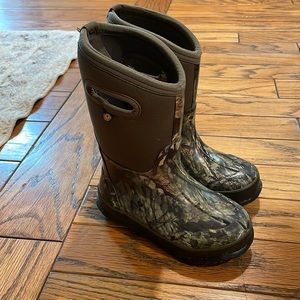 Great condition BOGS missy oak winter boot